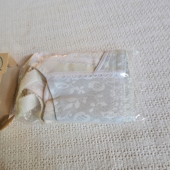 Playtex 18 hr SoftCup #20/27 Sz. 36C White Bra - Picture 5 of 5